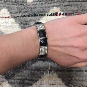 Beautiful rhinestone stretchy bracelet